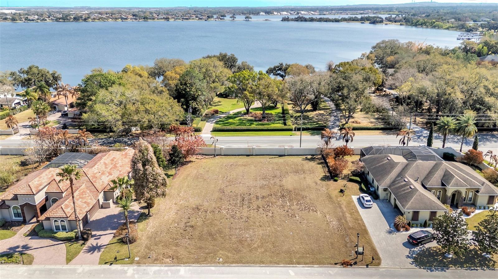 EMERALD PALMS - Land