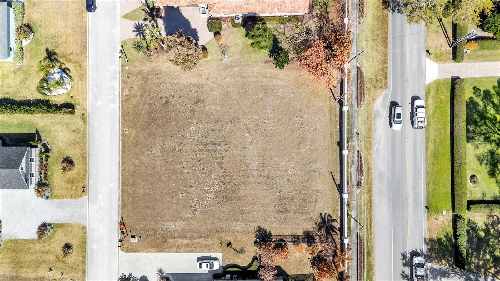 EMERALD PALMS - Land