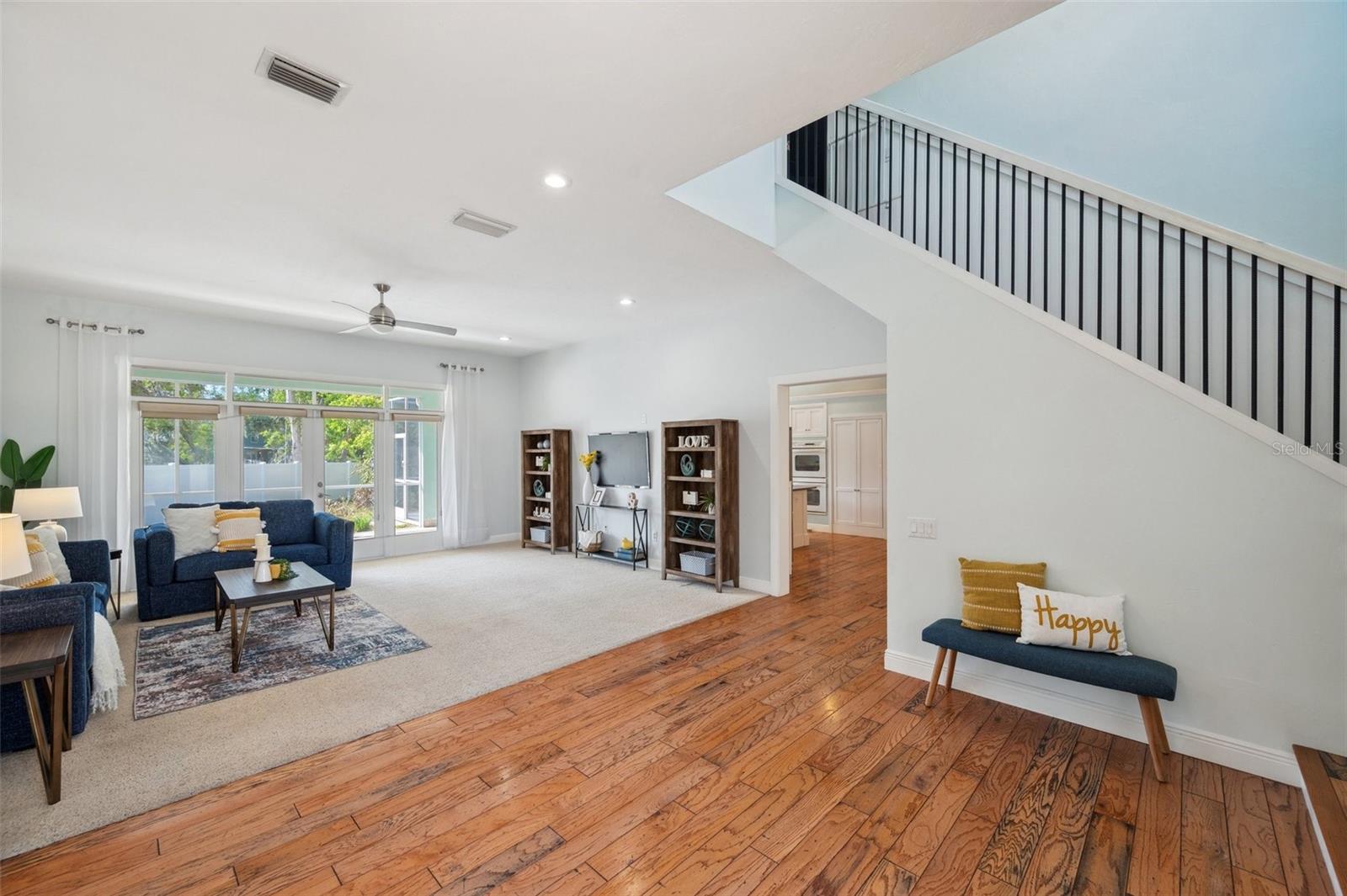 806 LINWOOD TERRACE