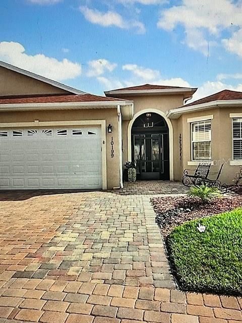 Photo of 5130 Harbour Drive, Oxford, FL 34484 (MLS # J996512)