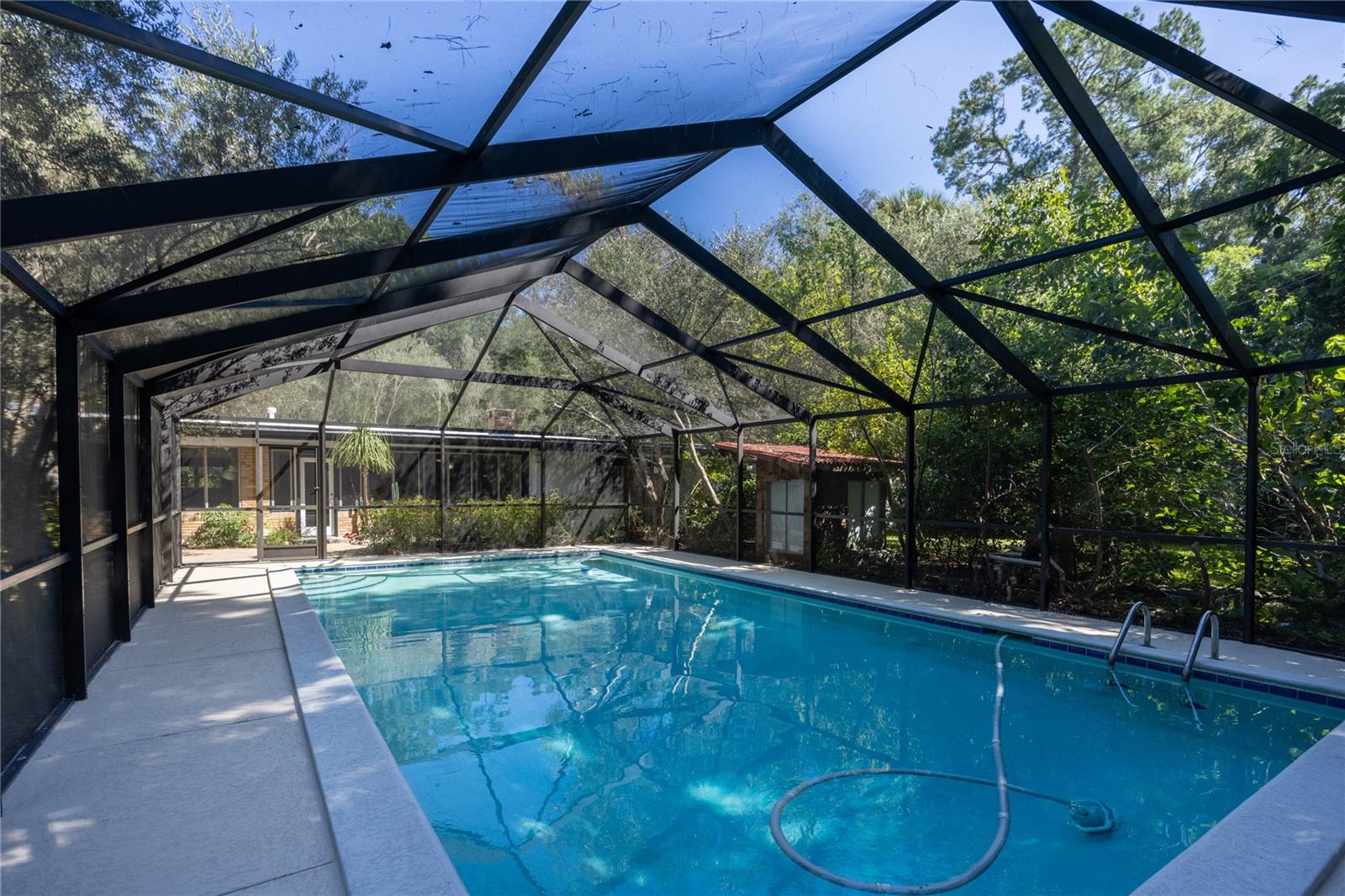 415 NW 32ND STREET