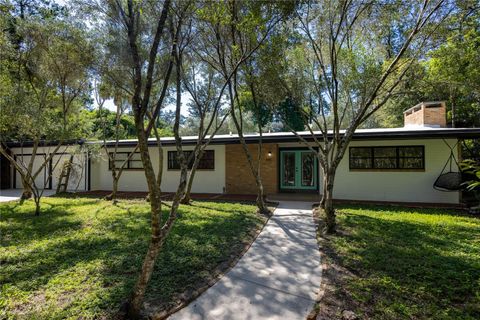 415 NW 32ND STREET GAINESVILLE FL 32607