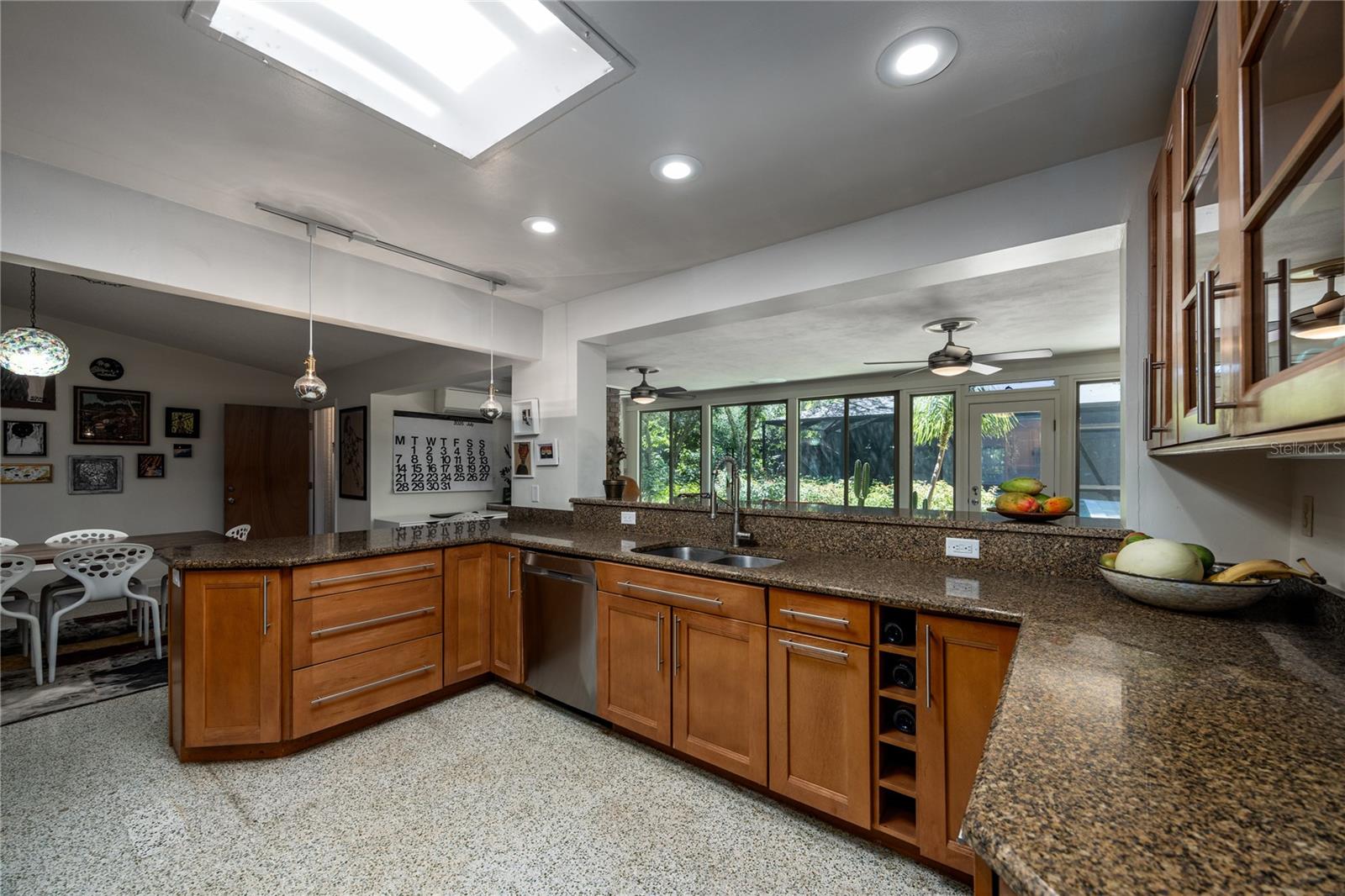 415 NW 32ND STREET