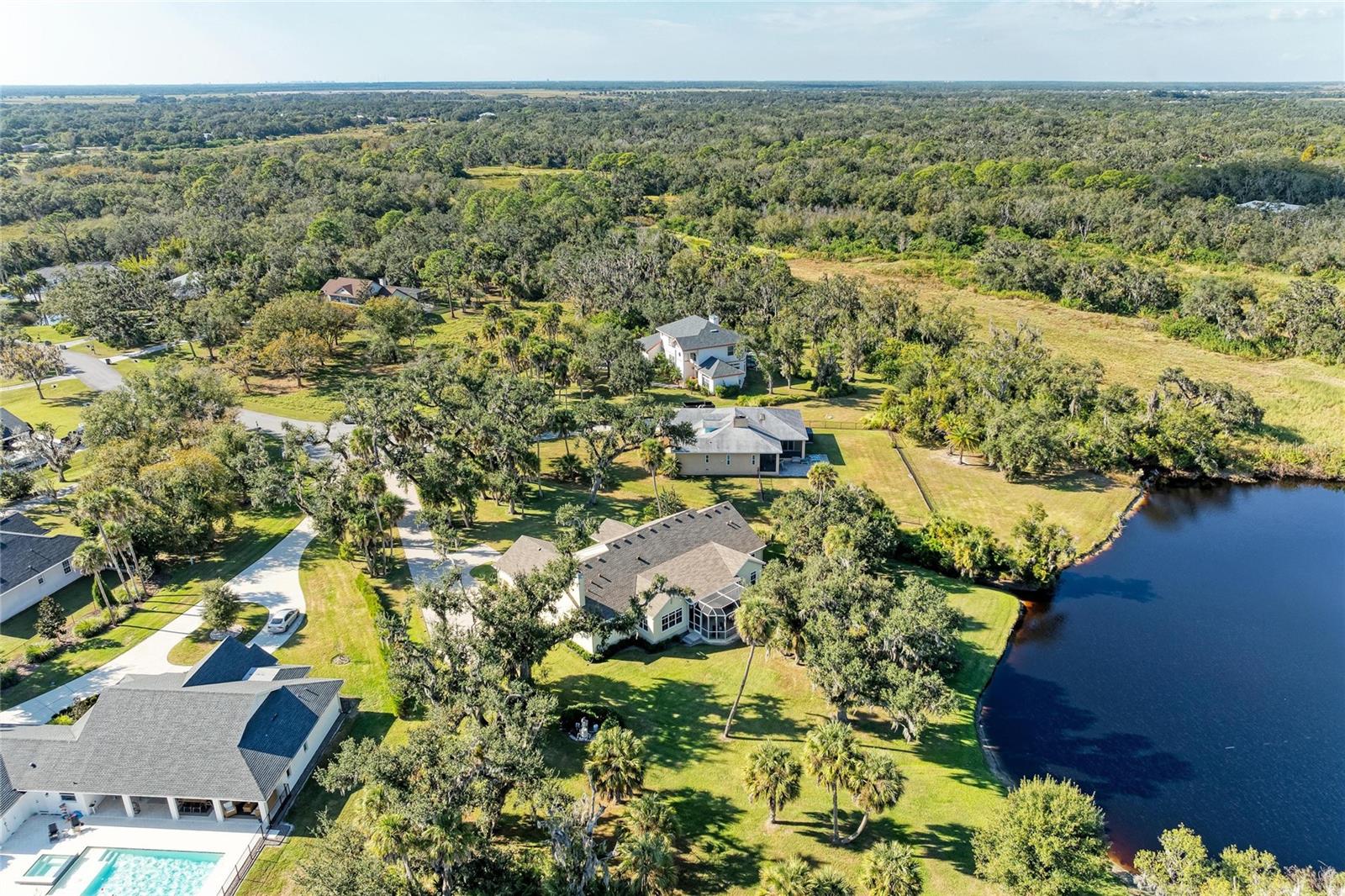 OAK FORD GOLF CLUB - Residential