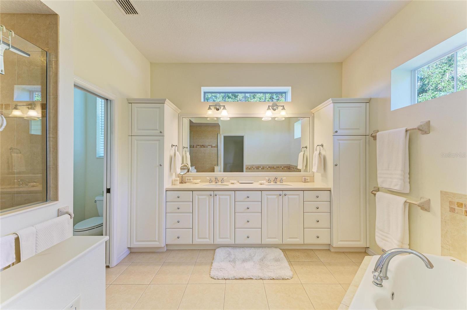 OAK FORD GOLF CLUB - Residential