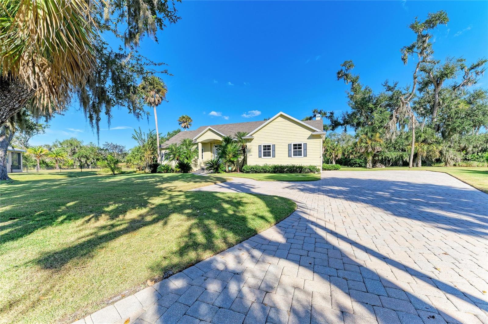 OAK FORD GOLF CLUB - Residential