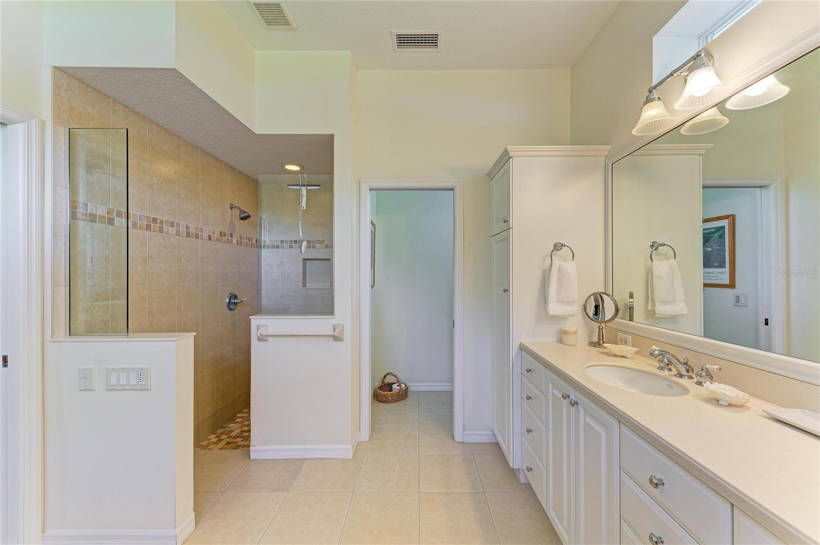 OAK FORD GOLF CLUB - Residential