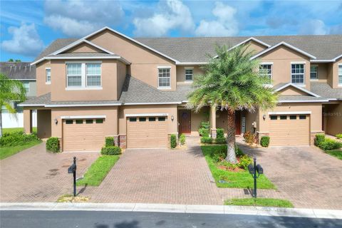 A home in LAKELAND