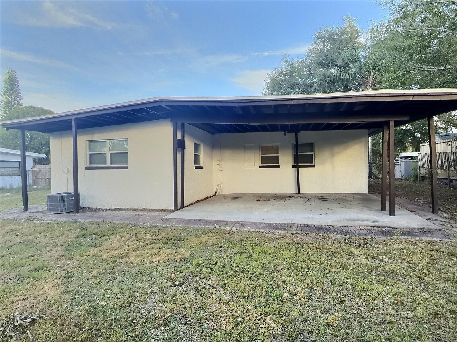 WESTSIDE MANOR SEC 02 - Residential