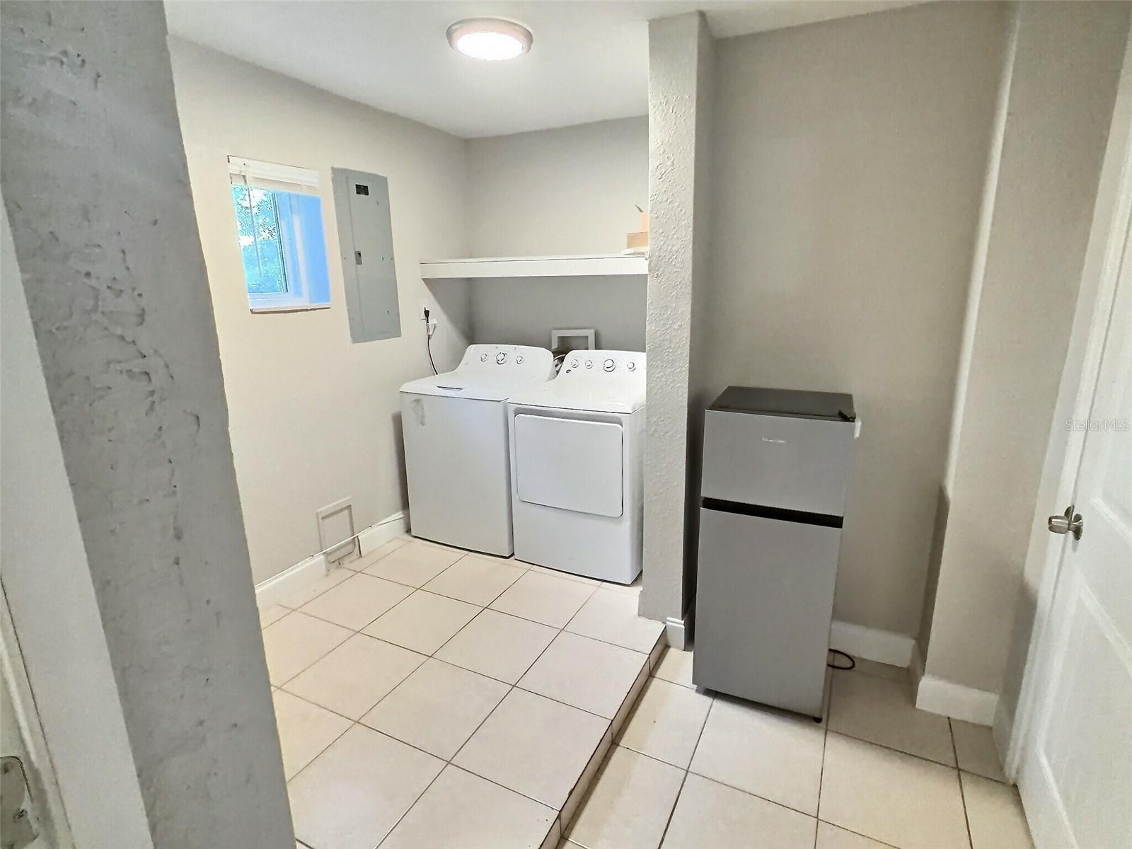 WESTSIDE MANOR SEC 02 - Residential