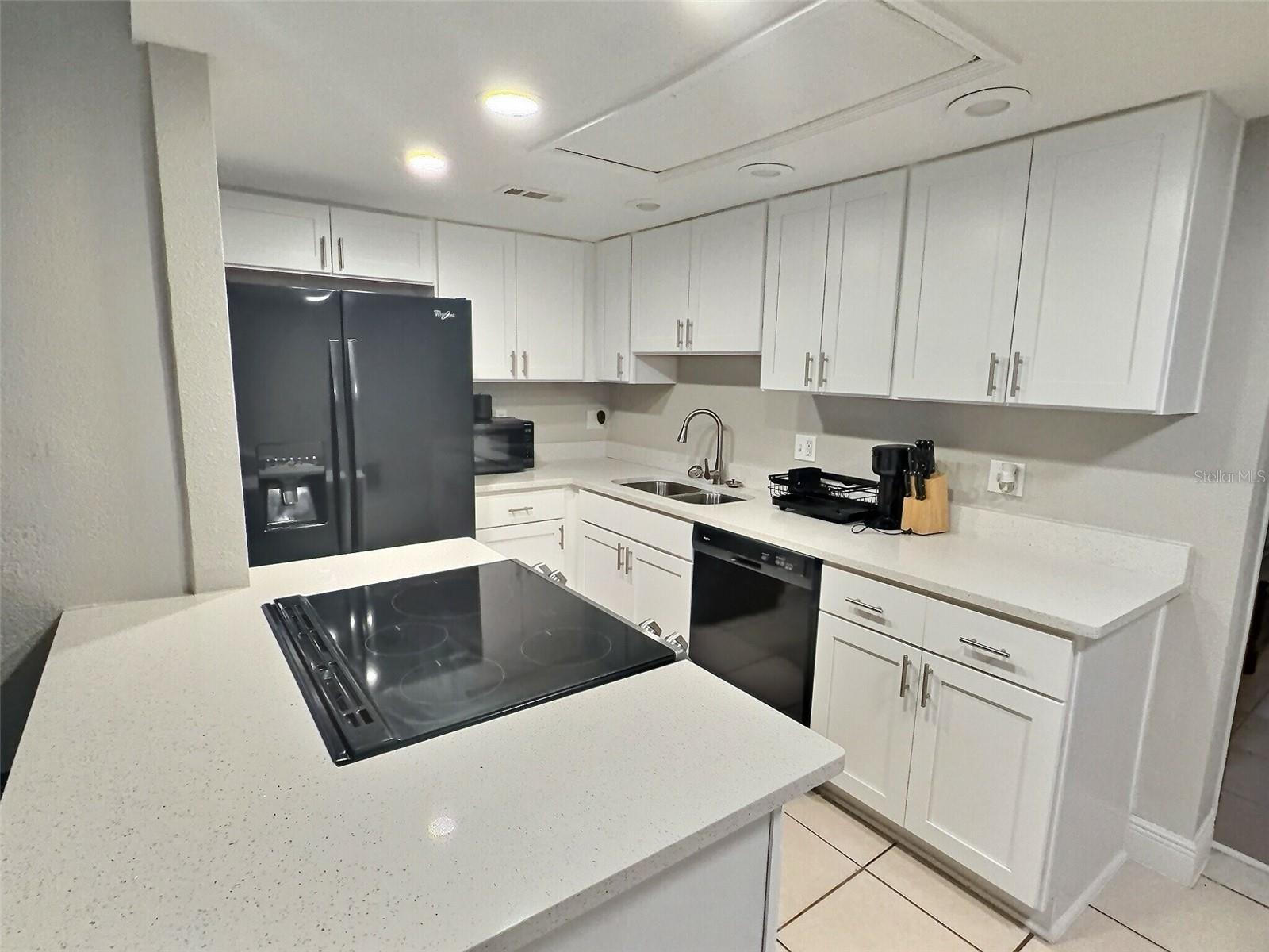 WESTSIDE MANOR SEC 02 - Residential