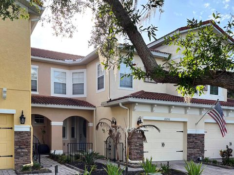 Photo of 10206 Fallsgrove Street, Orlando, FL 32836 (MLS # S5149314)