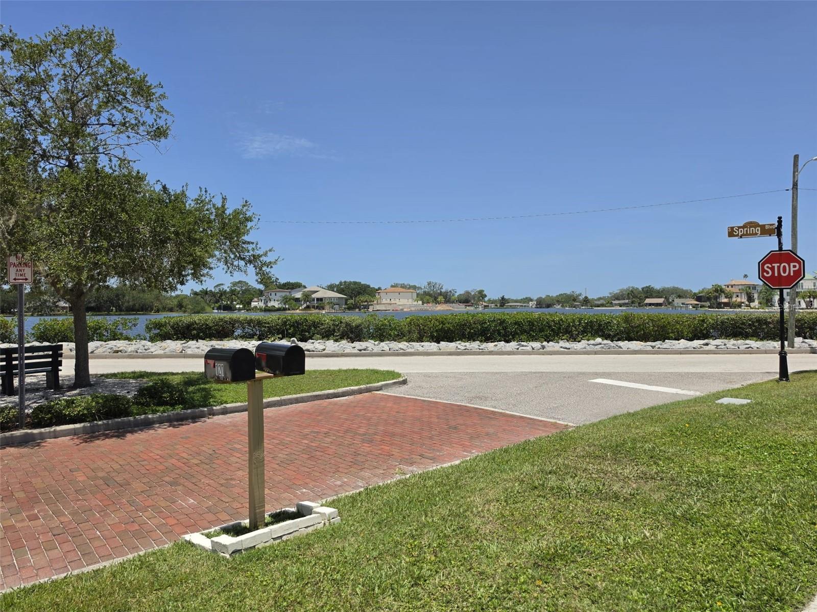 121 BAY STREET - Photo 4