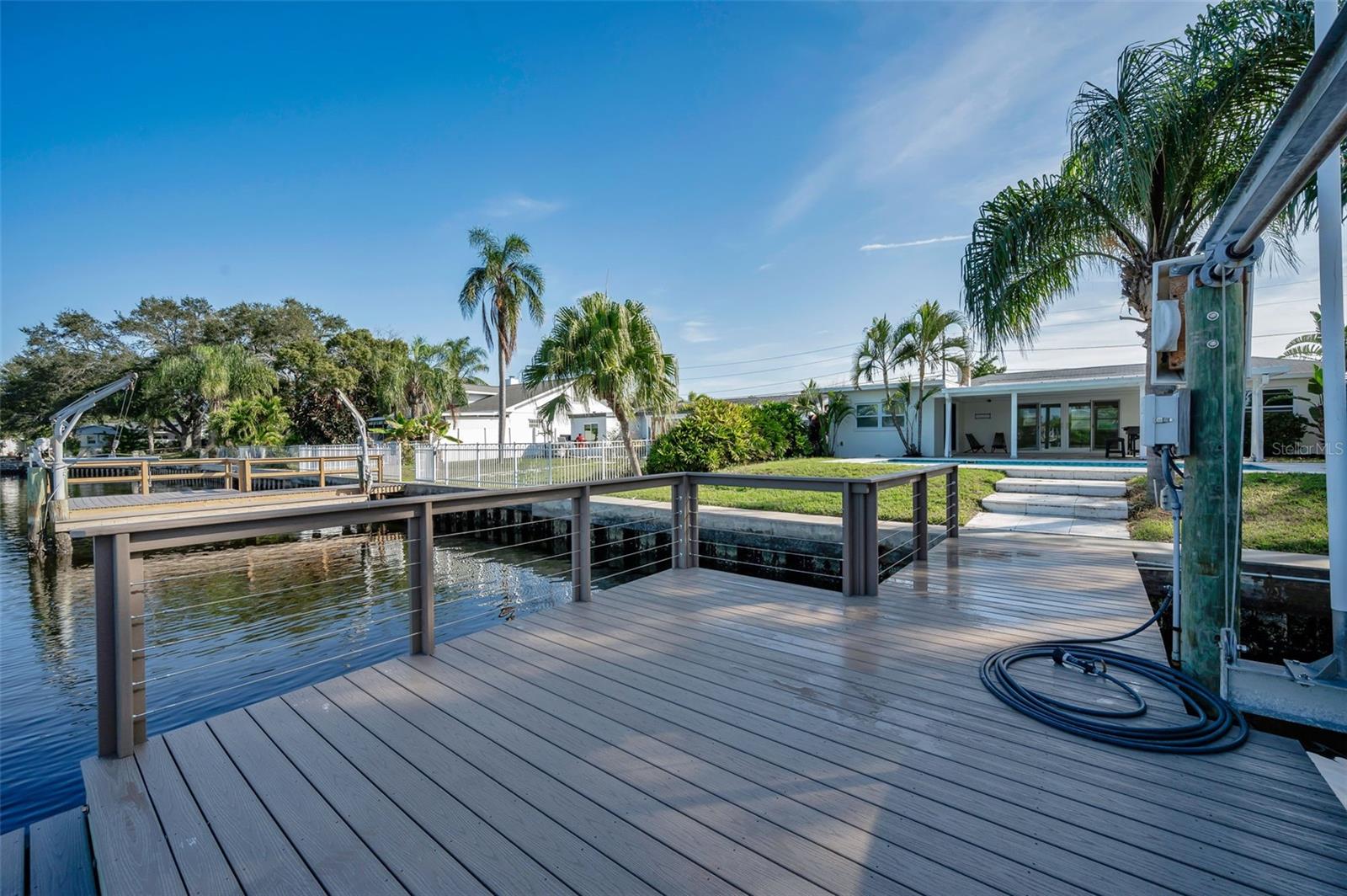 SUN-LIT SHORES - Residential