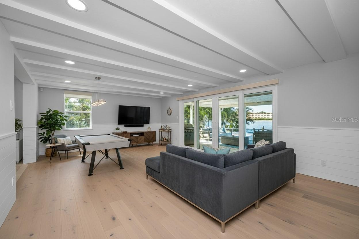 SUN-LIT SHORES - Residential