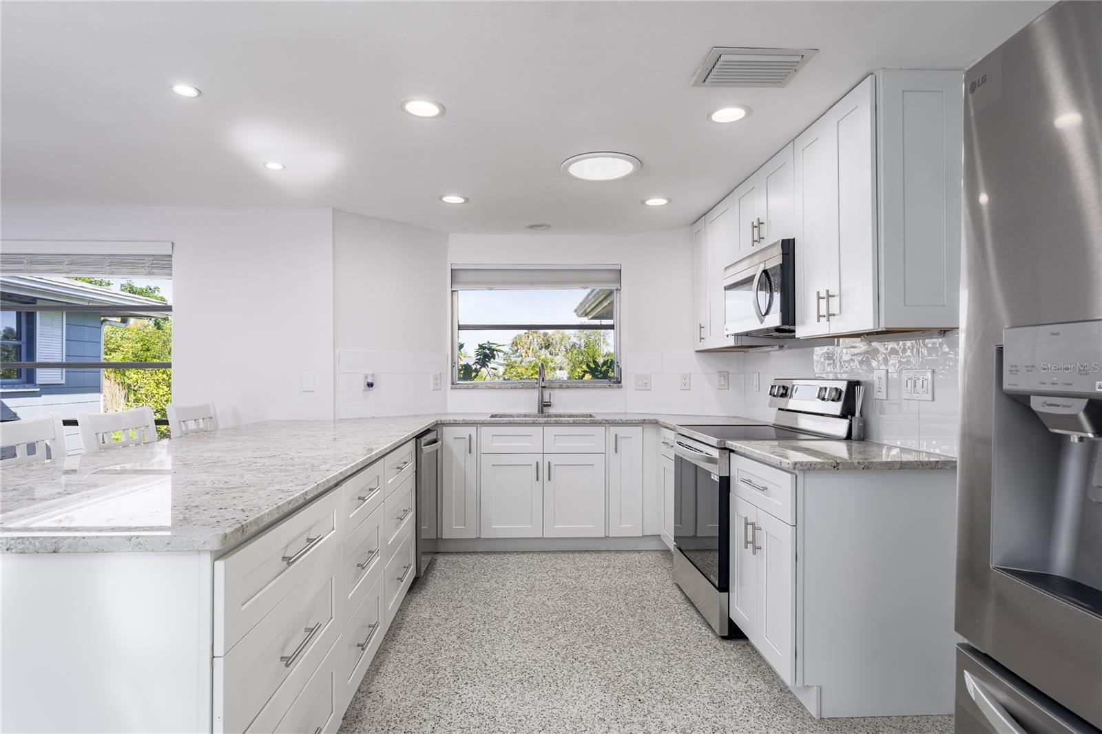 HIGHLAND SHORES FOURTH UNIT - Residential