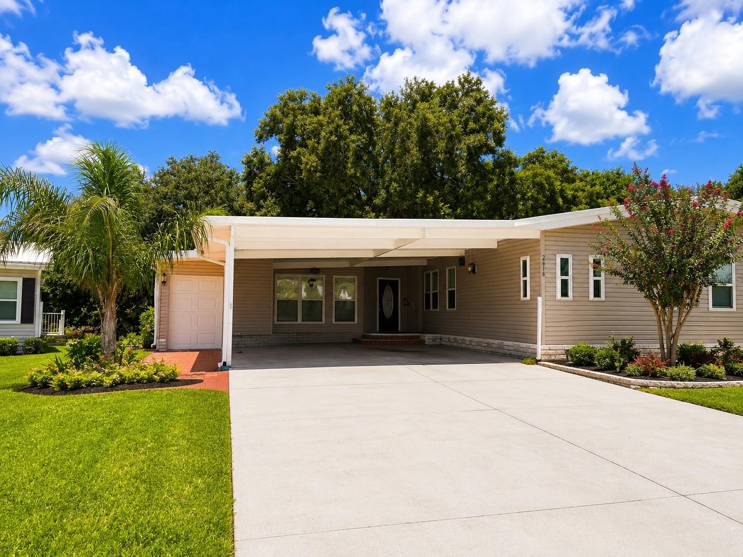2616 LAKE GRASSMERE CIRCLE 1850