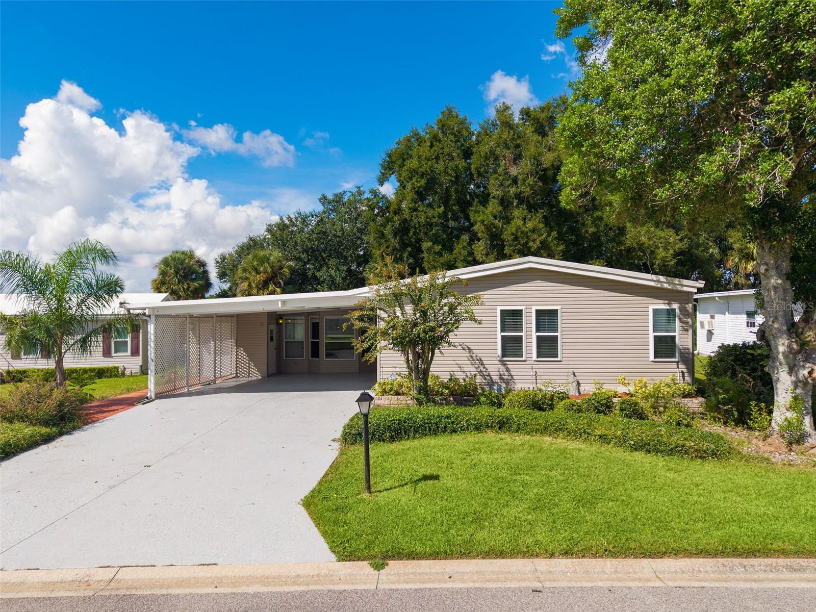 2616 LAKE GRASSMERE CIRCLE 1850