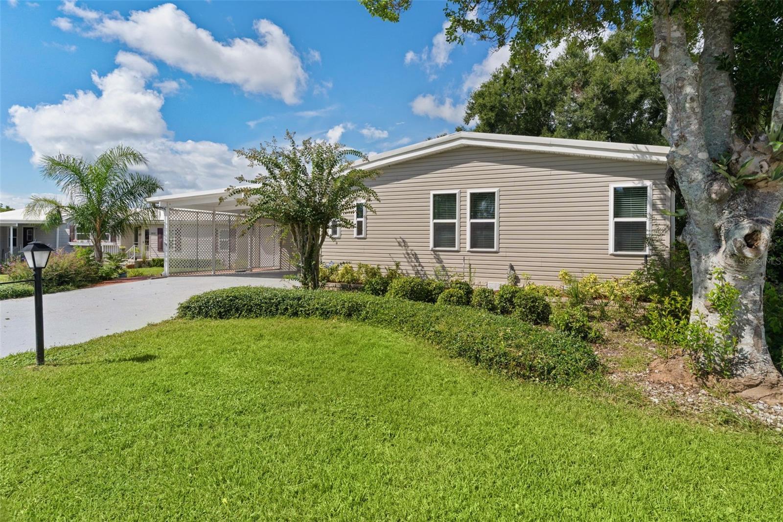 2616 LAKE GRASSMERE CIRCLE 1850