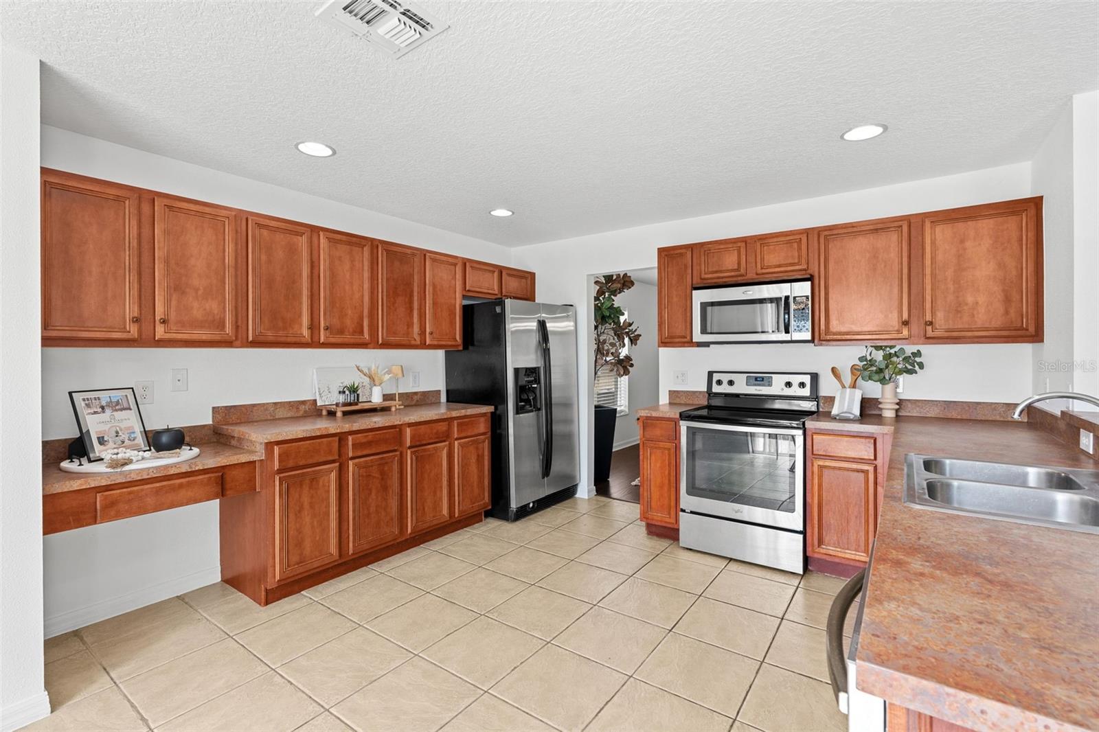 WATERFORD TRLS PH 02 - Residential