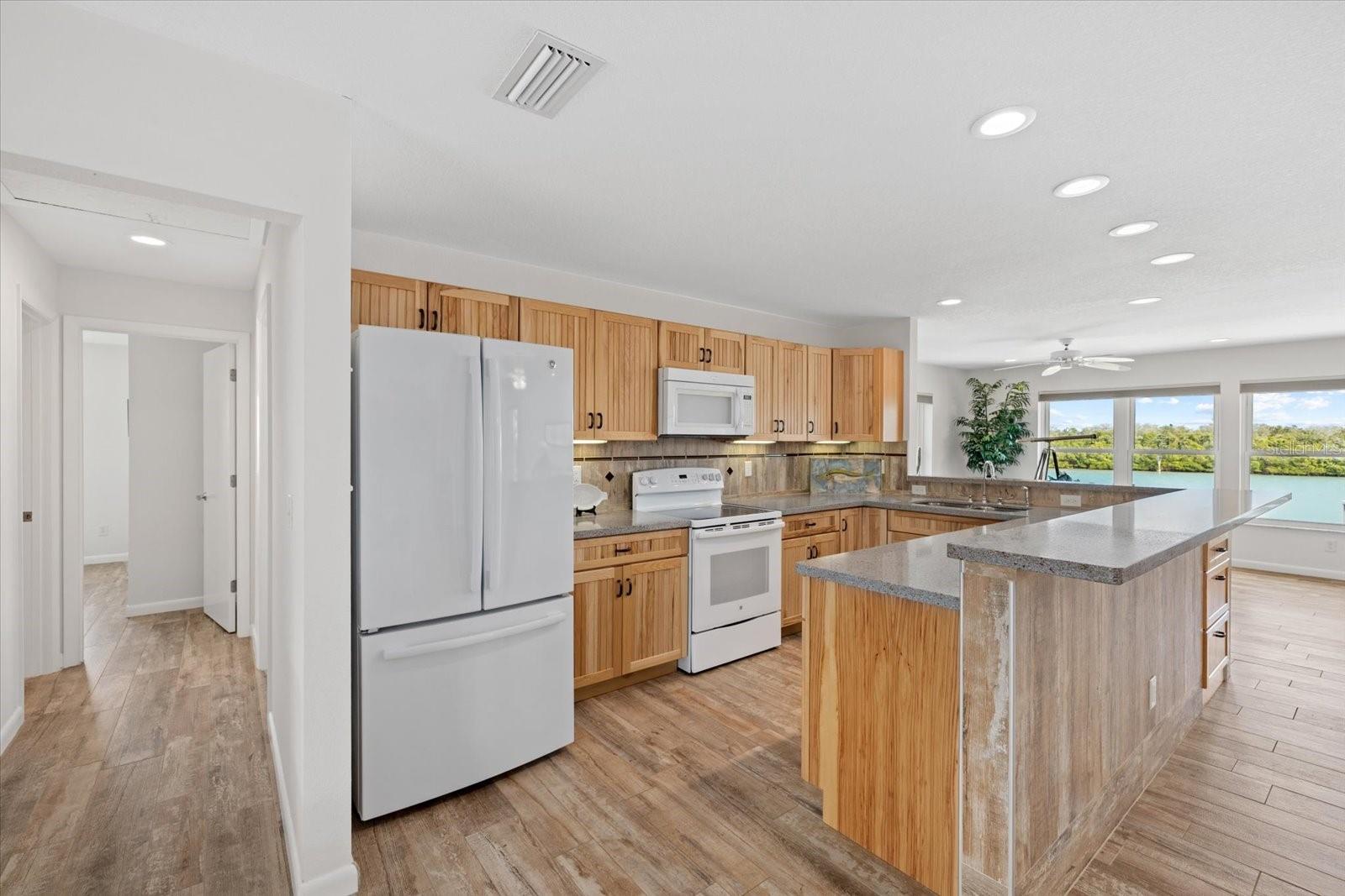 GEDNEY RICHARD H INC - Residential