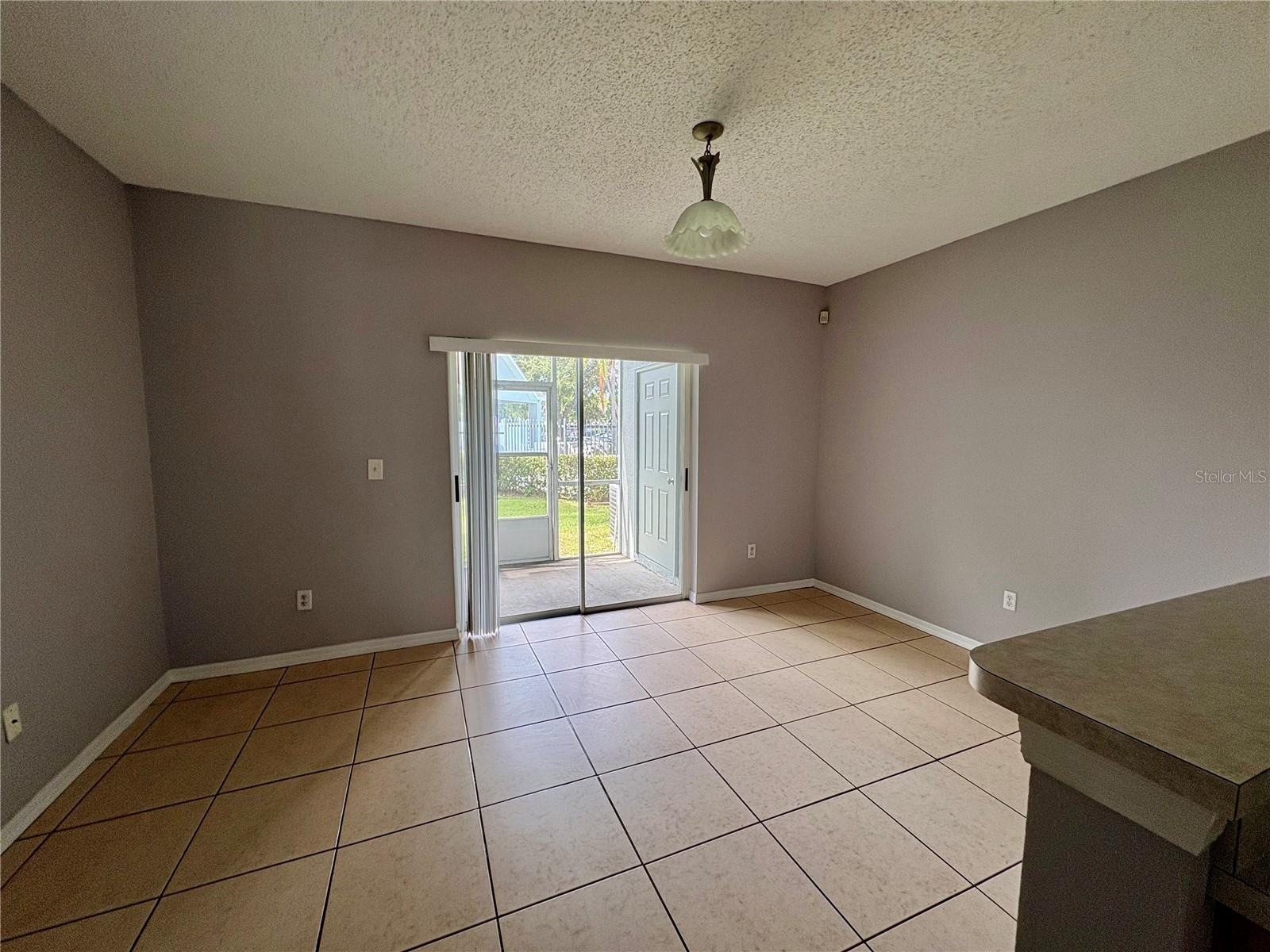 OSPREY RUN TWNHMS PH 1 - Residential Lease