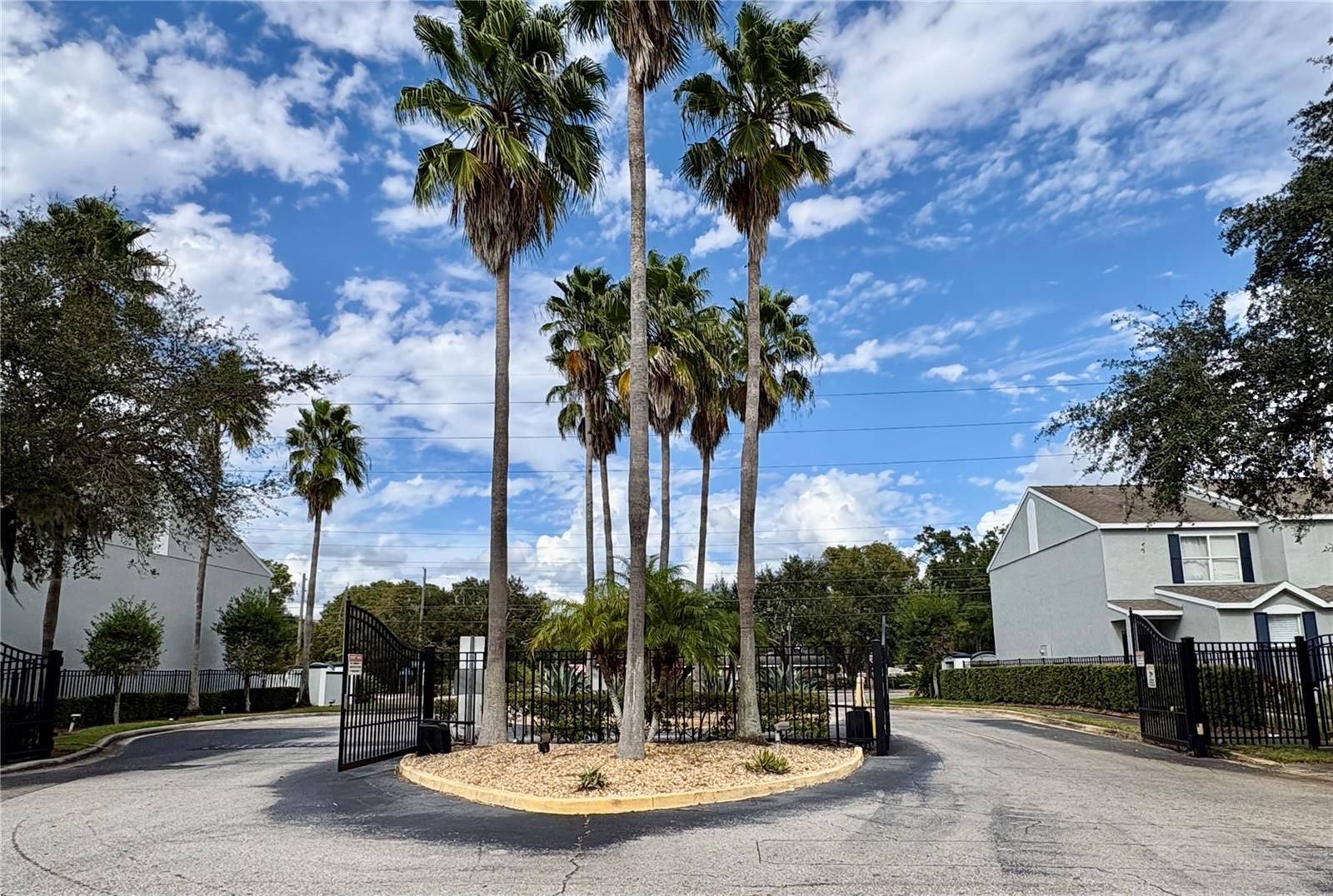 OSPREY RUN TWNHMS PH 1 - Residential Lease