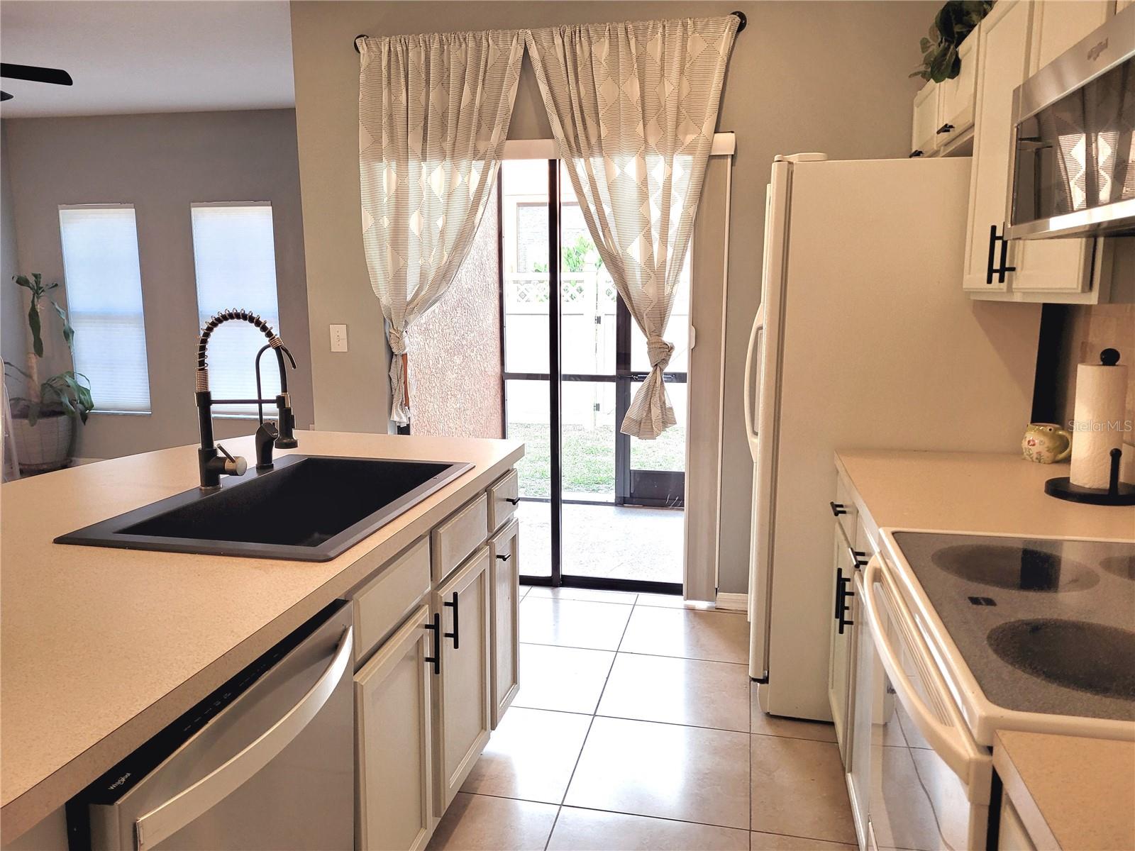 MEADOW POINTE PRCL 16 UNIT 3B - Residential