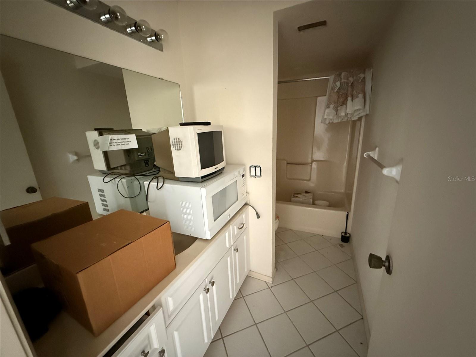 FIDDLERS GREEN 02 PH 03 BLDG 03 - Residential