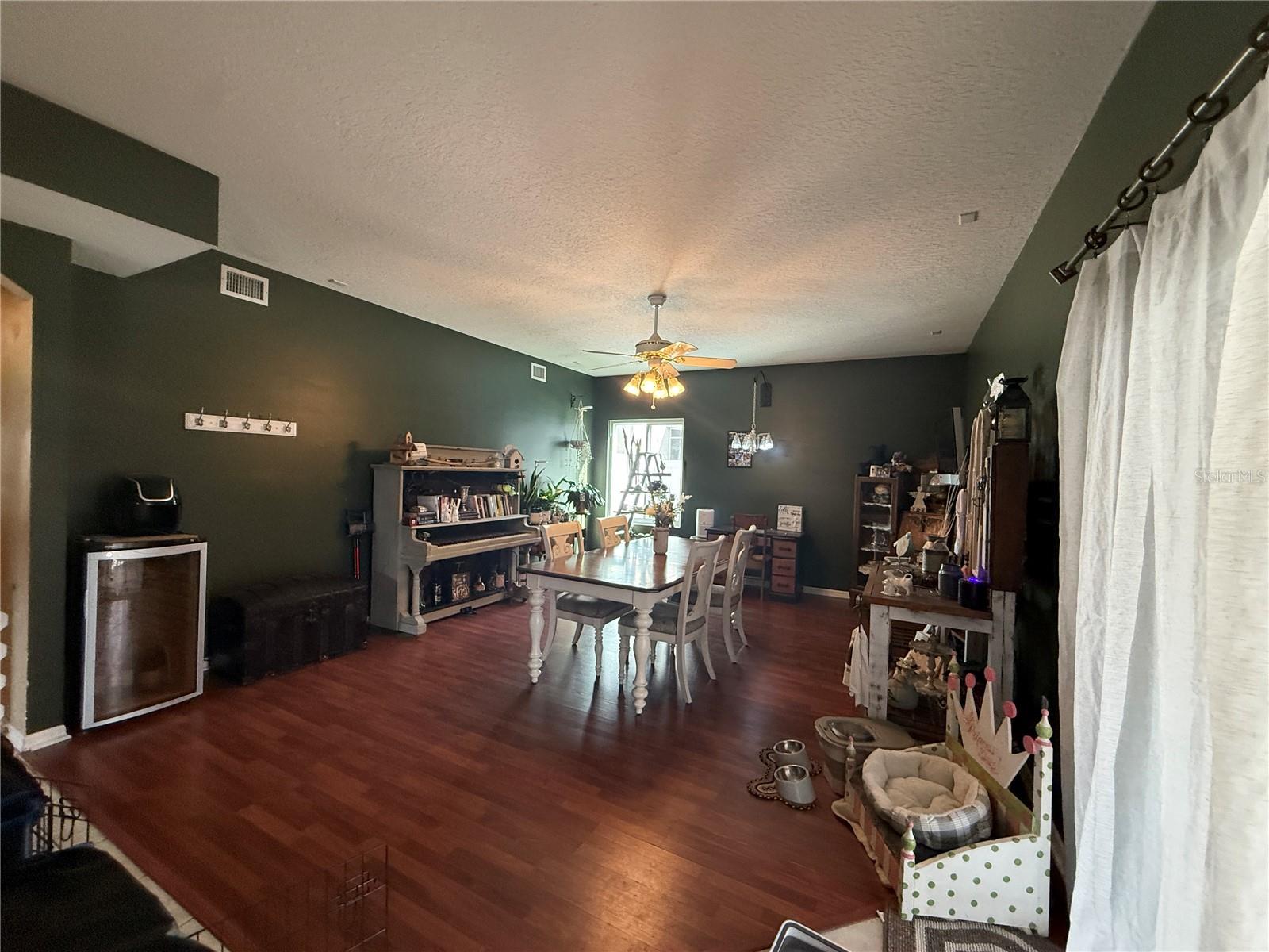 EASTLAKE OAKS PH 4 - Residential