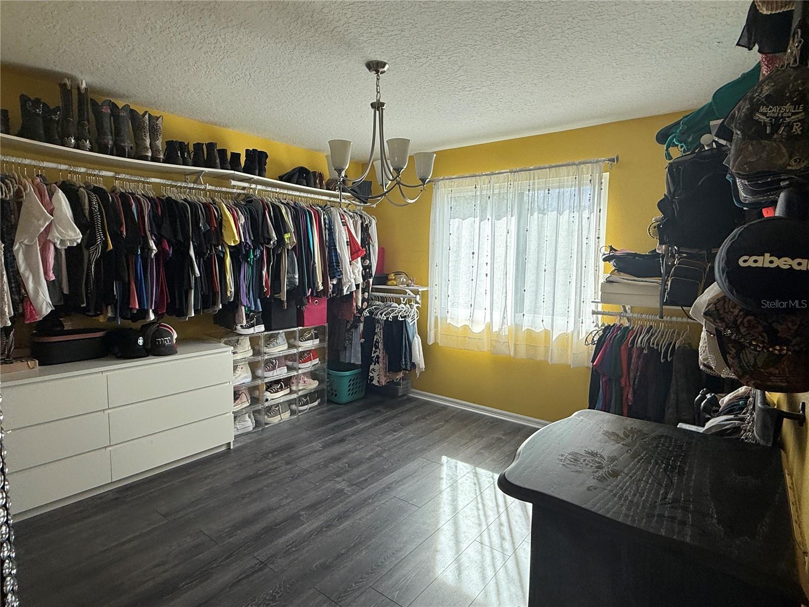 EASTLAKE OAKS PH 4 - Residential