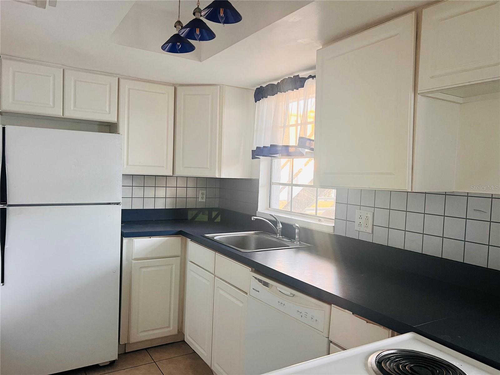 GOLFSIDE VILLAS CONDO - Residential