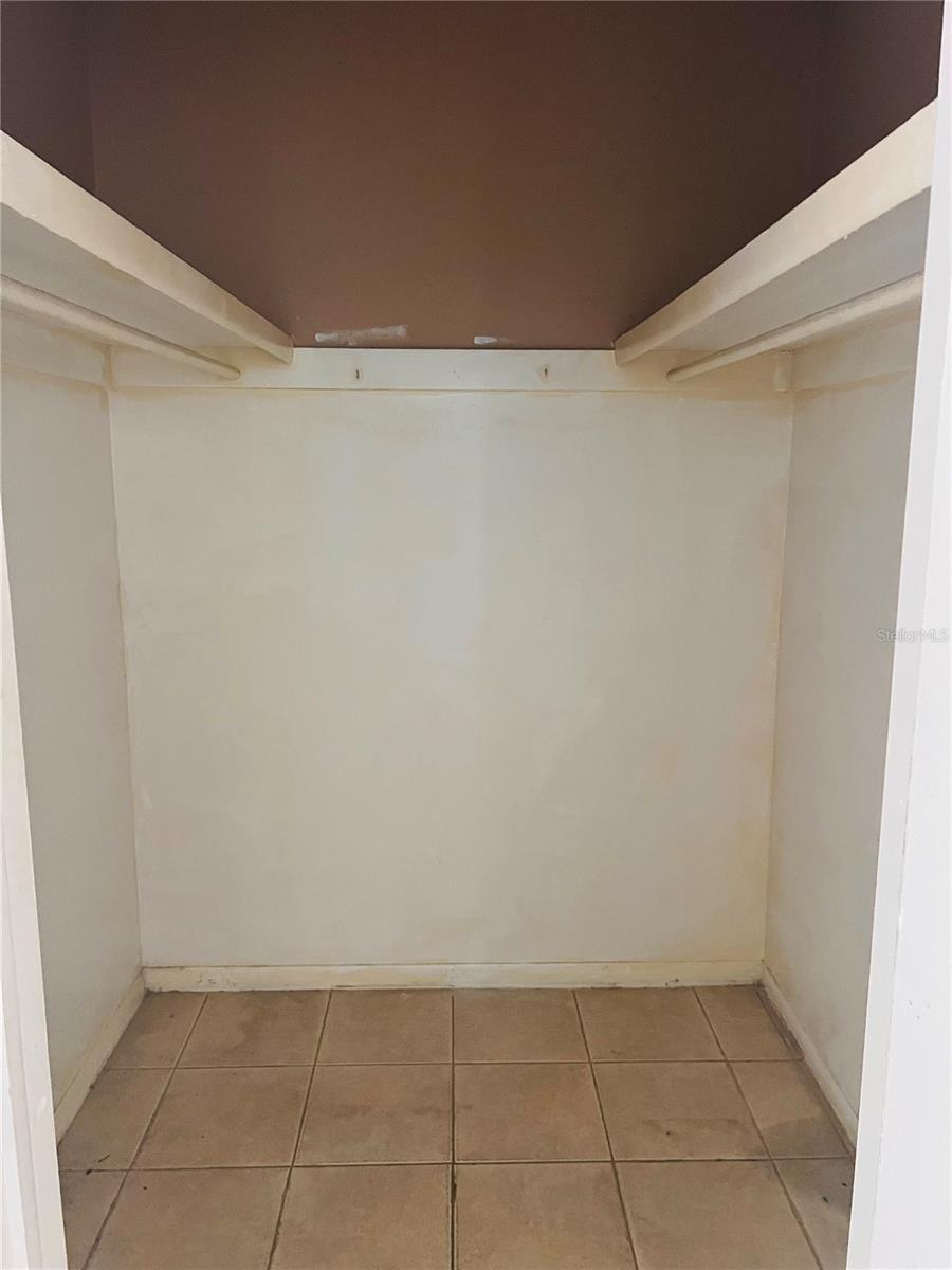 GOLFSIDE VILLAS CONDO - Residential