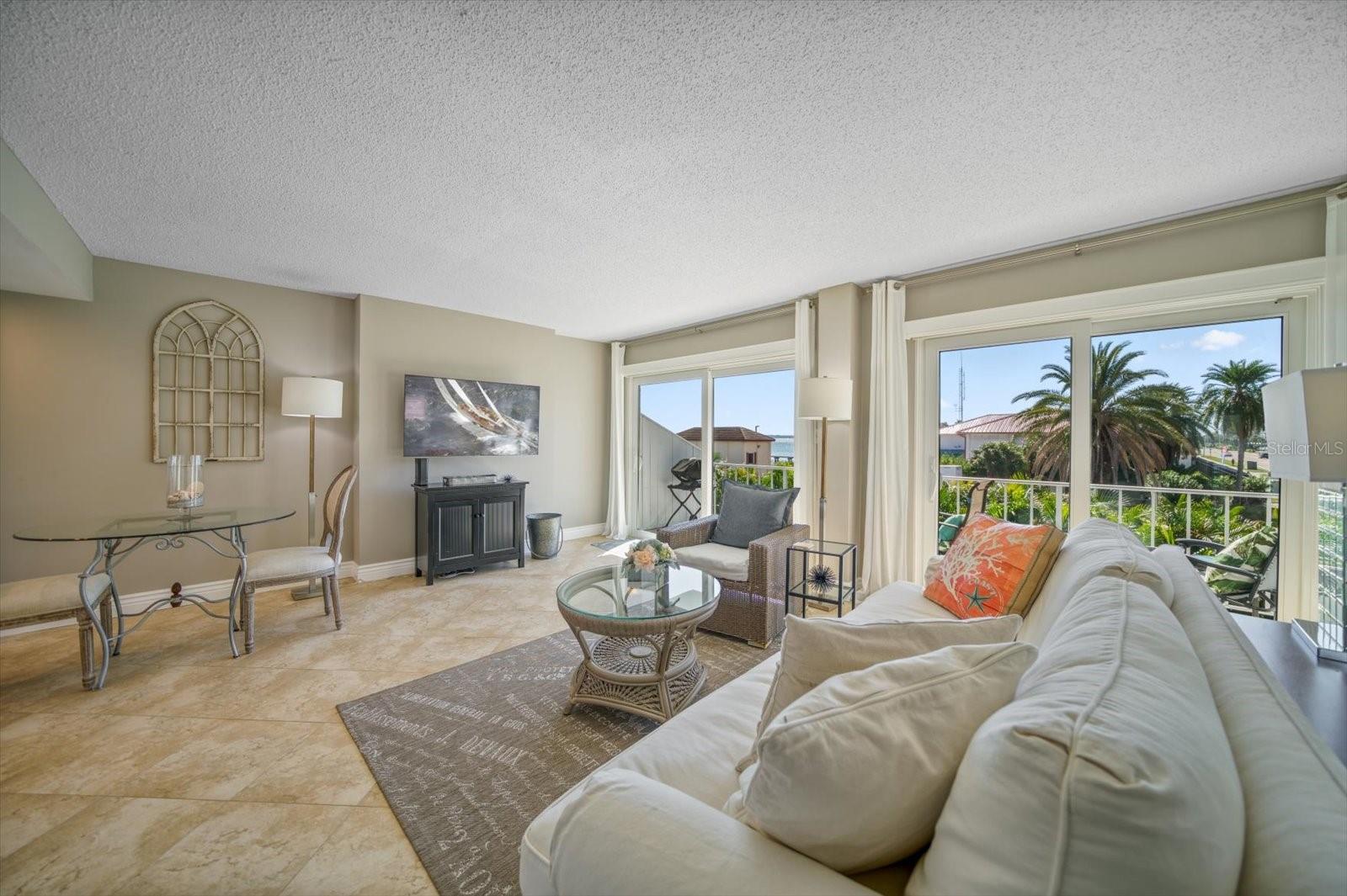 SAND KEY CONDO-BAYSIDE GARDENS III - Residential