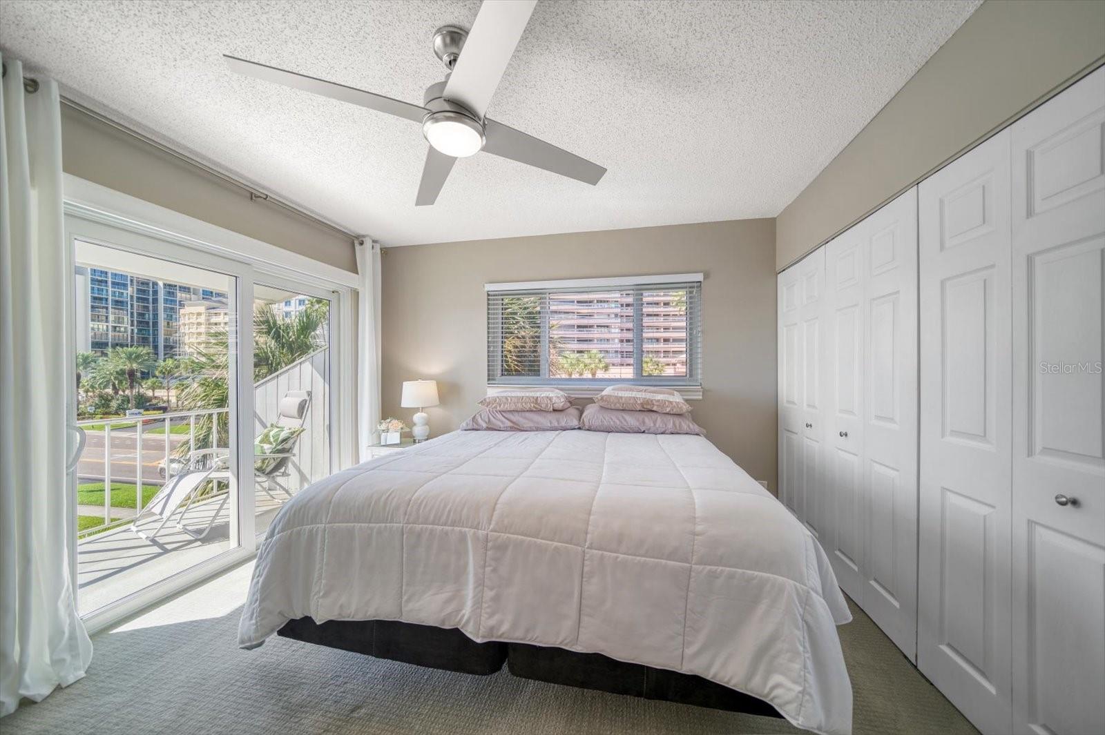 SAND KEY CONDO-BAYSIDE GARDENS III - Residential
