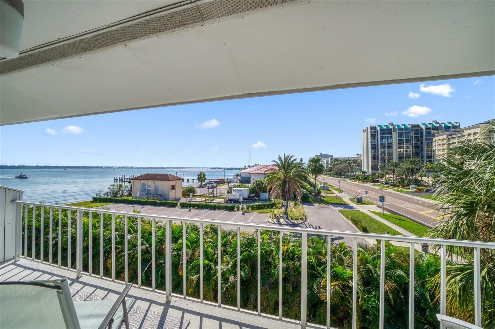 SAND KEY CONDO-BAYSIDE GARDENS III - Residential