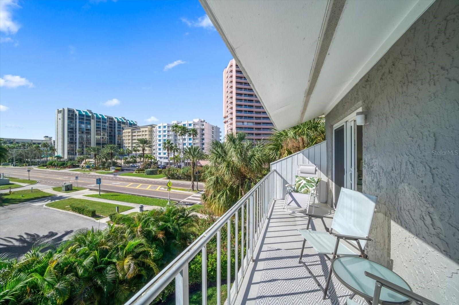SAND KEY CONDO-BAYSIDE GARDENS III - Residential