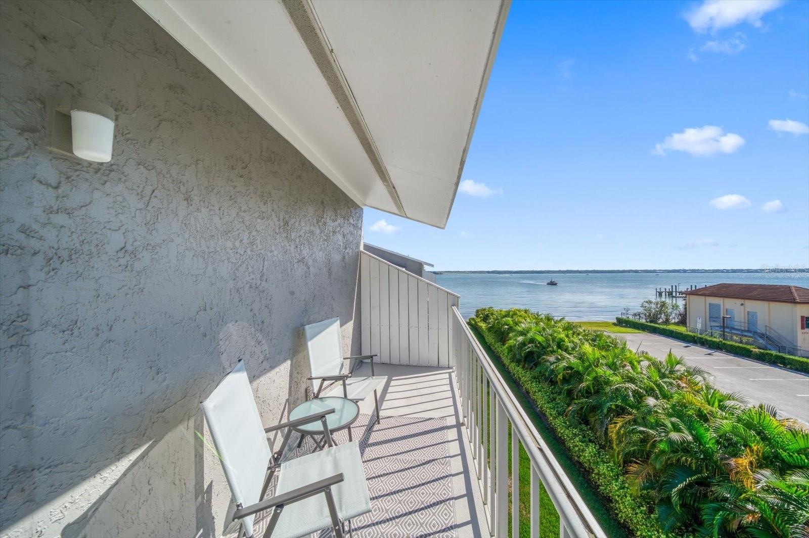 SAND KEY CONDO-BAYSIDE GARDENS III - Residential