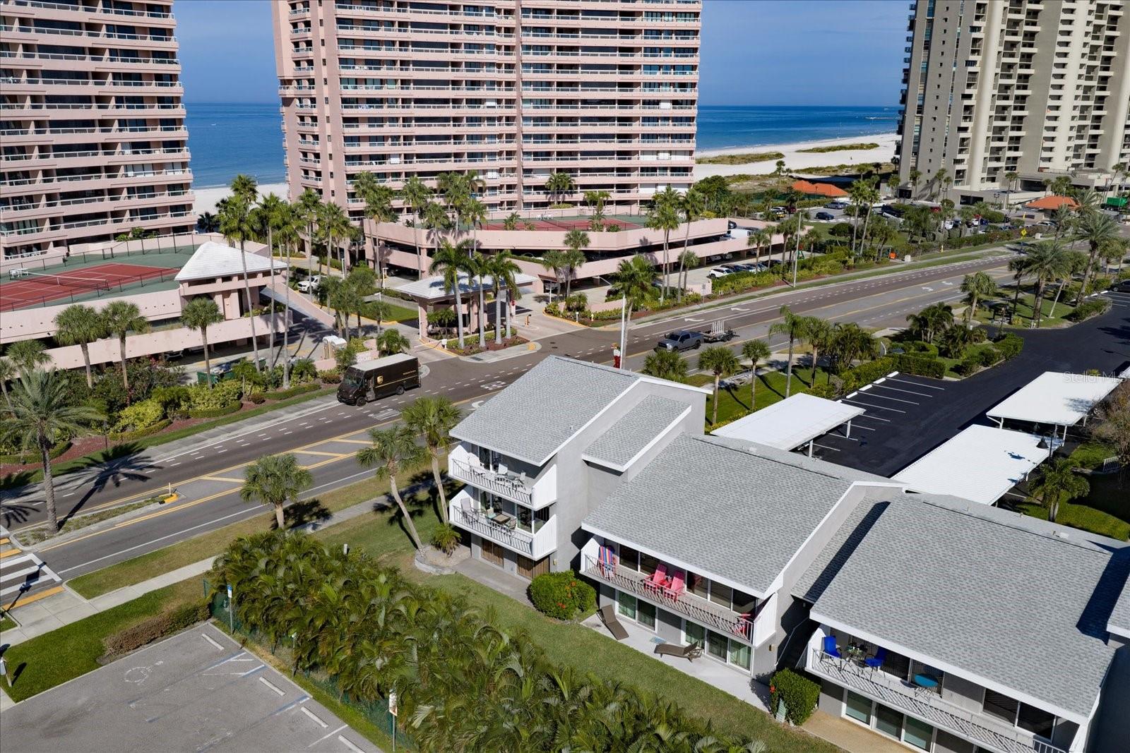 SAND KEY CONDO-BAYSIDE GARDENS III - Residential