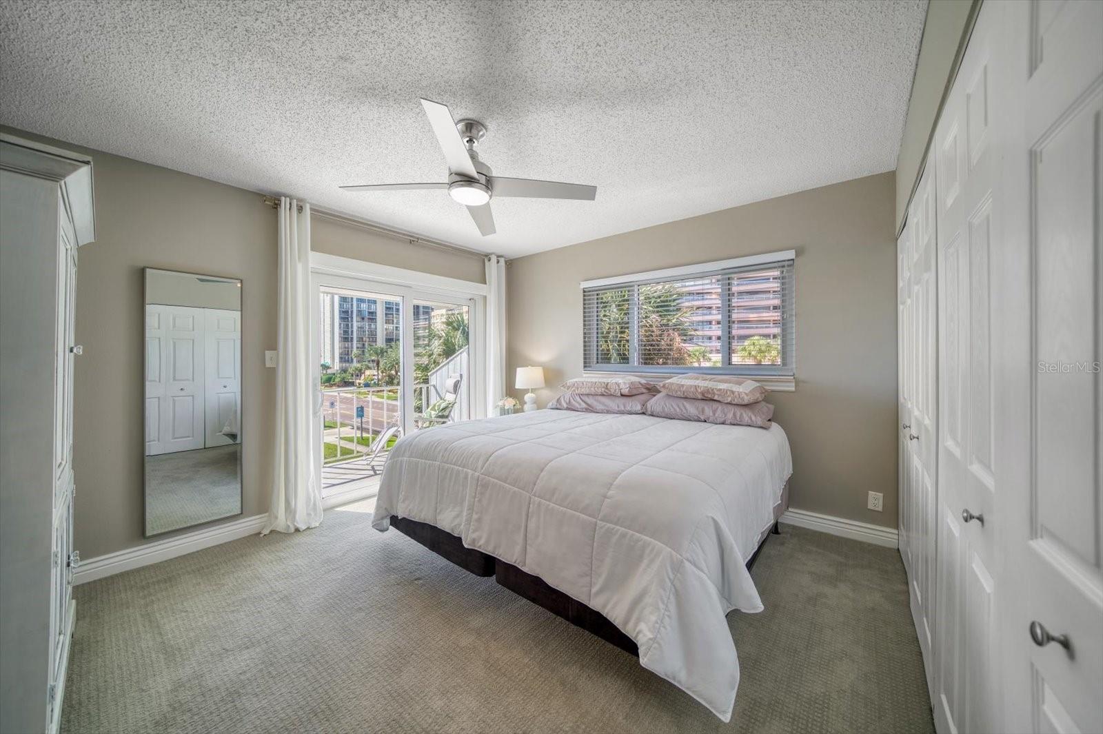 SAND KEY CONDO-BAYSIDE GARDENS III - Residential