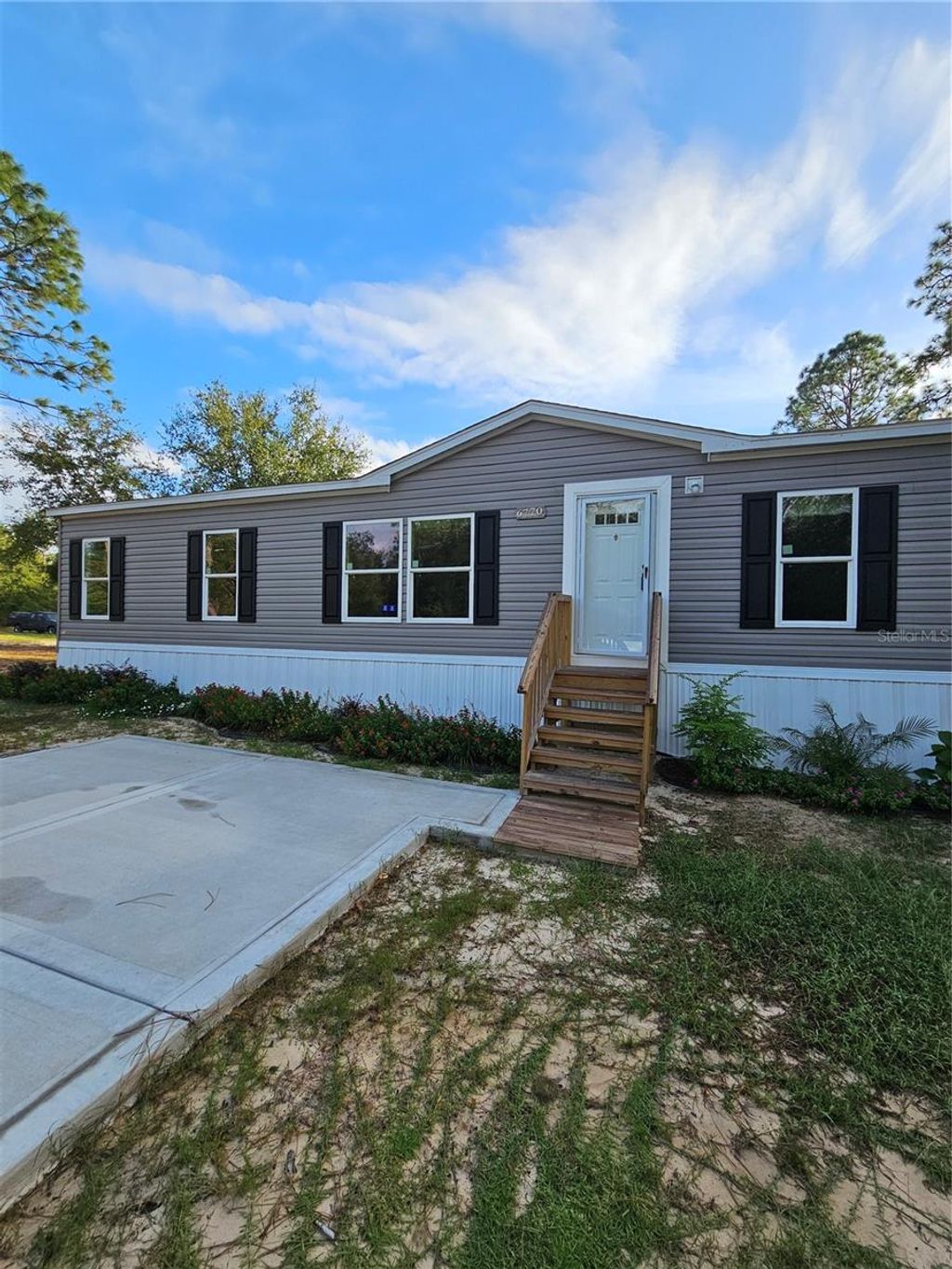 Photo of 6770 NE 100th Court, Bronson, FL 32621 (MLS # G5102902)