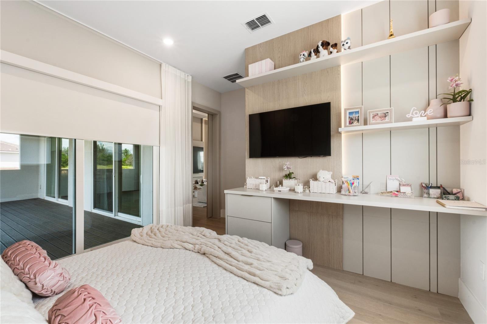 BELLA COLLINA EAST SUB - Residential