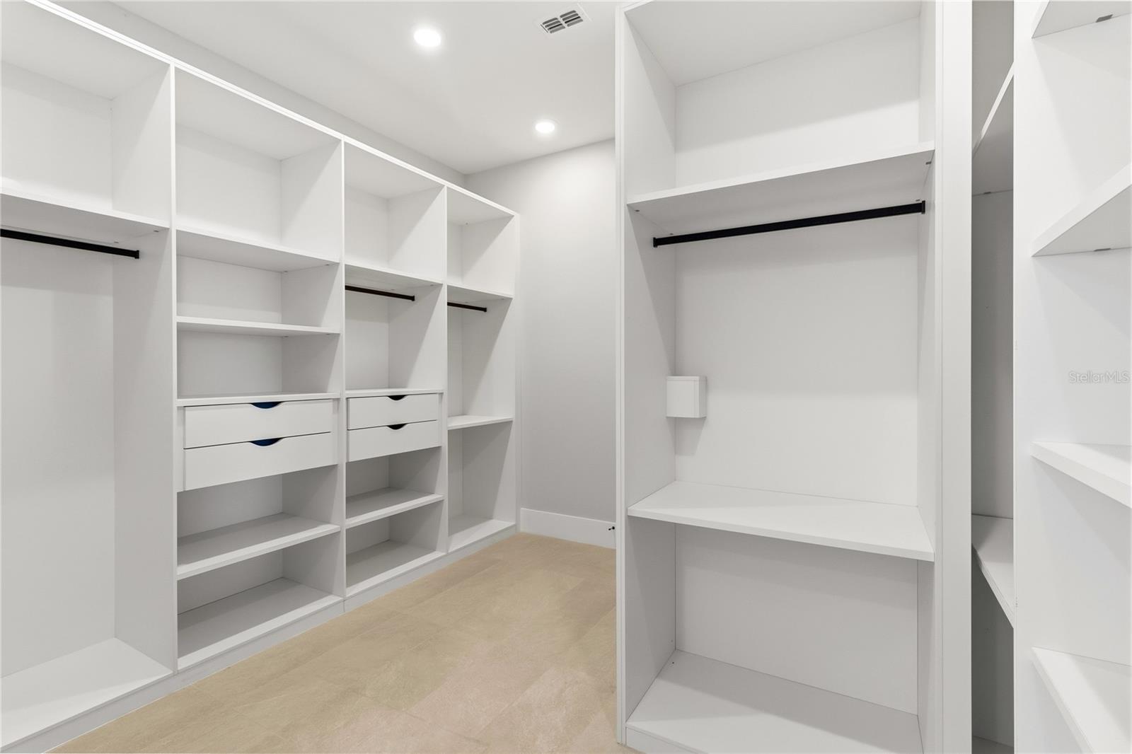 BELLA COLLINA EAST SUB - Residential