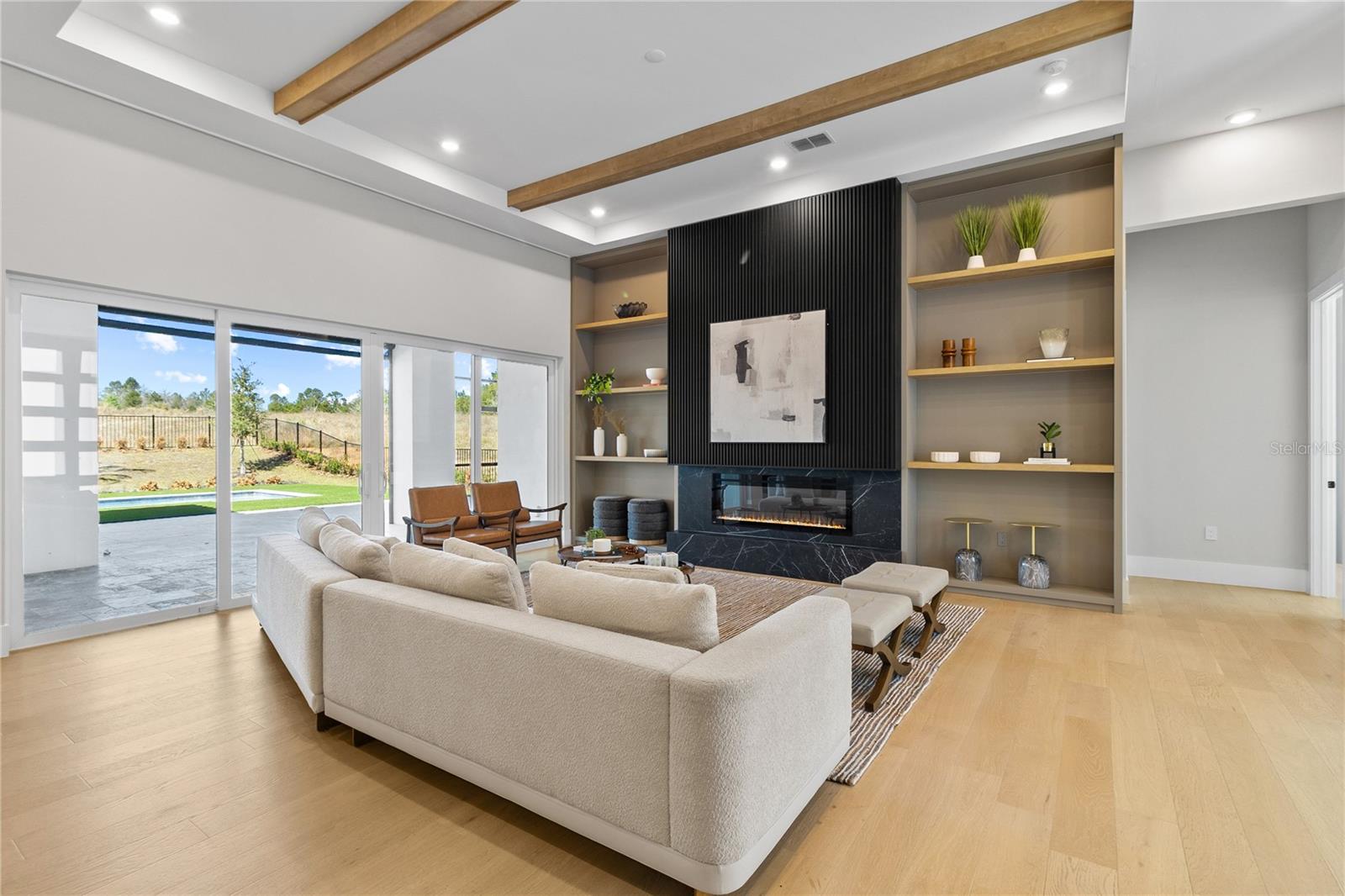 BELLA COLLINA EAST SUB - Residential