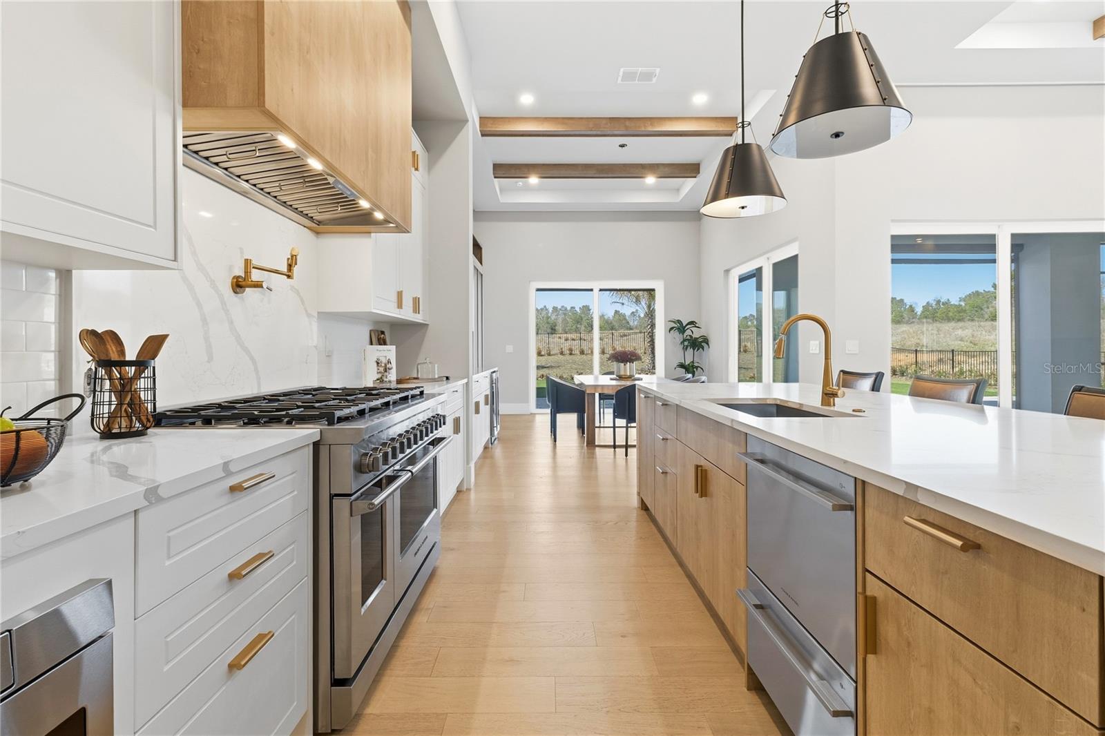BELLA COLLINA EAST SUB - Residential