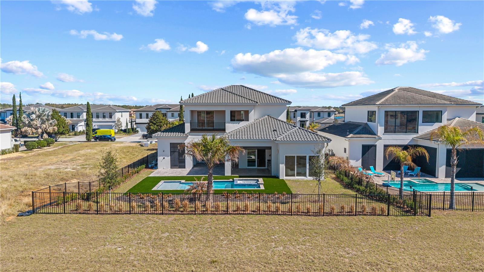 BELLA COLLINA EAST SUB - Residential