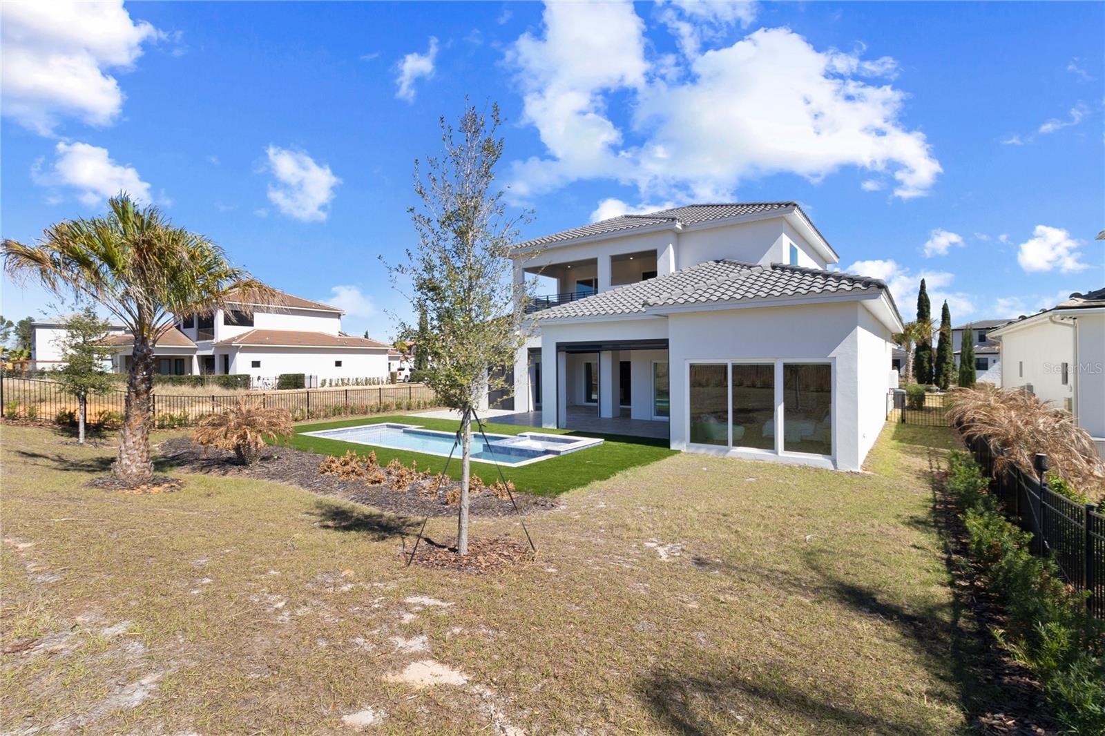 BELLA COLLINA EAST SUB - Residential
