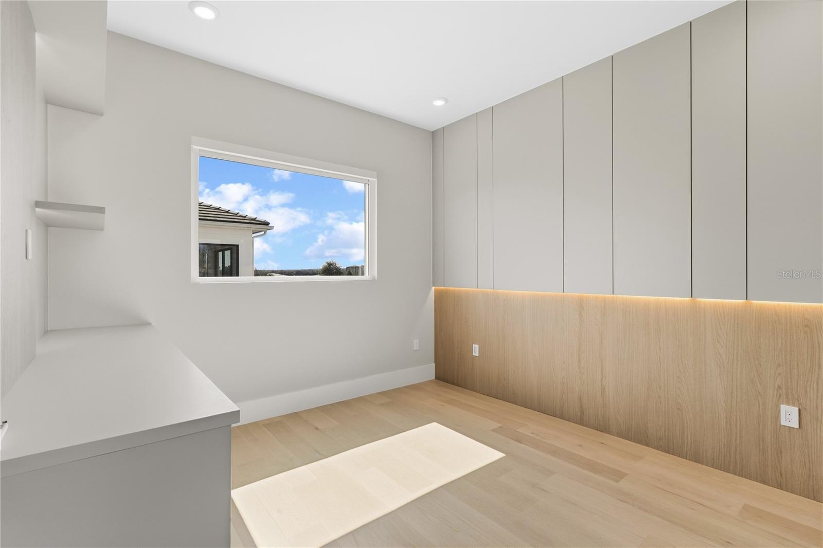 BELLA COLLINA EAST SUB - Residential