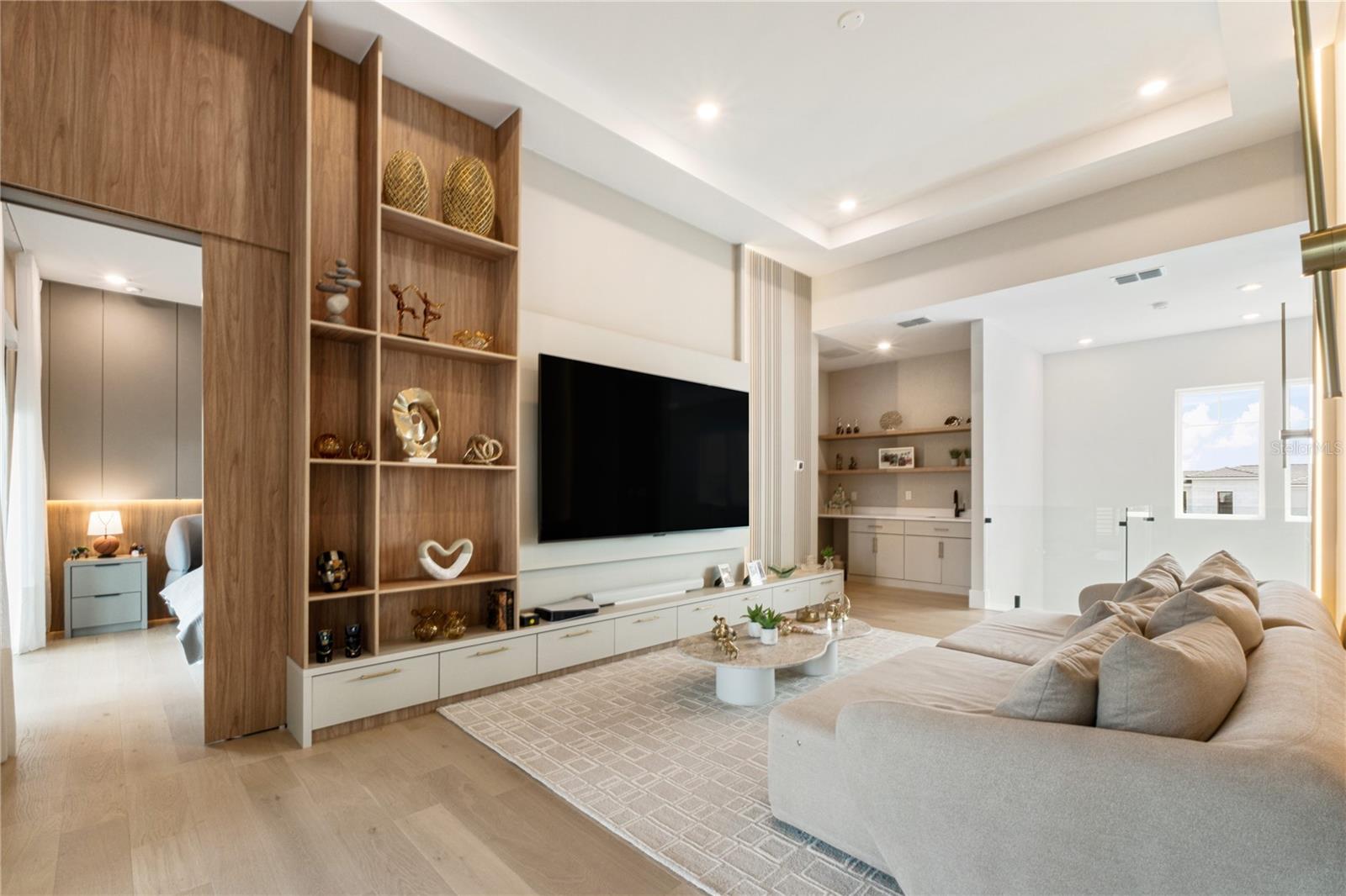 BELLA COLLINA EAST SUB - Residential