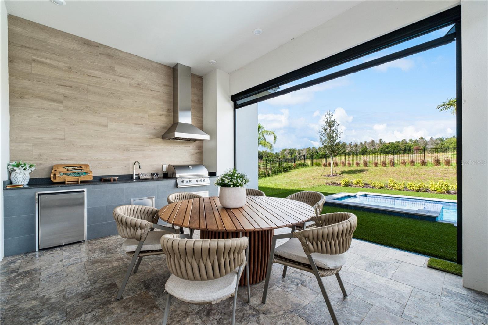 BELLA COLLINA EAST SUB - Residential